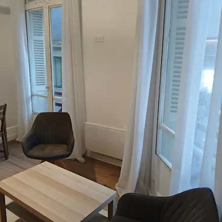 à 50m 2 4 Pers Typique La Française Appartamento *